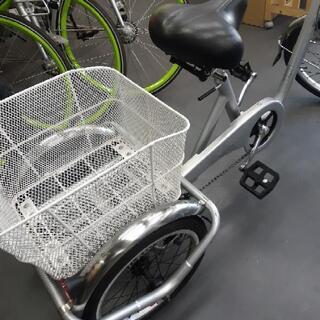 大阪市内引き取り限定　canary 大人用　三輪車　18/16 大阪市内引き取り限定 canary 大人用 三輪車 18/16