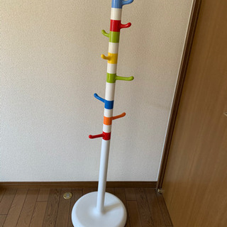 Ikea 子供用ポールハンガーマルチカラー レッドキング 新守山の収納家具 子供部屋用収納 の中古あげます 譲ります ジモティーで不用品の処分