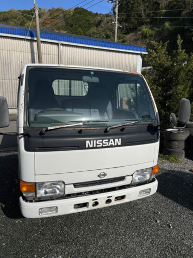 日産アトラスです 1 5トン車 走行少ないです M S 富合のその他の中古車 ジモティー