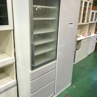 【愛品館八千代店】カリモク　スライド扉食器棚