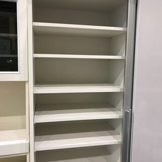 【愛品館八千代店】カリモク　スライド扉食器棚