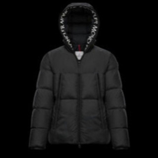 モンクレールダウンジャケット