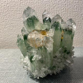 天然石水晶　原石　緑×黄色　レア