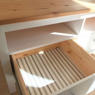 ★引越しに伴いお値下★北欧風テレビ台【イケア】