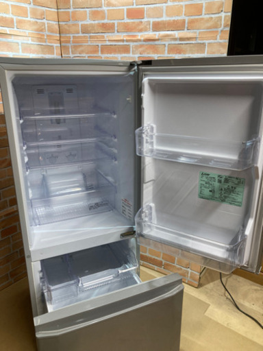 三菱ノンフロン冷凍冷蔵庫146L MR−P15A−S 2017年製