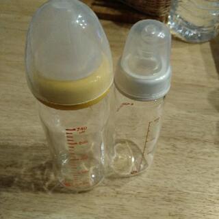 ガラス製哺乳瓶２本セット