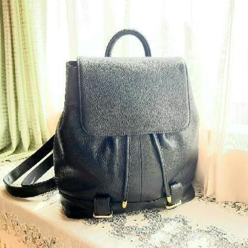 【高級本革使用】高品質　リュック　バッグ　バックパック　鞄　ブラック