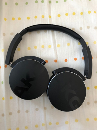 【再再値下】【付属品一部欠品のため値下げ】Harman AKG Y50 BK 有線