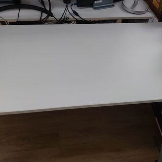 【ネット決済】IKEAデスク（パソコンデスク）　サイズ：幅120...