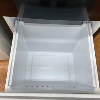 Hisense小ぶりな2ドア冷蔵庫です！