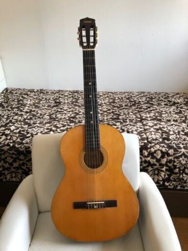 YAMAHAクラシックギター　オール単板　MADE　IN　JAPAN　ケース付き