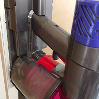 【美品】Dyson スティッククリーナーSV07 スタンドセット