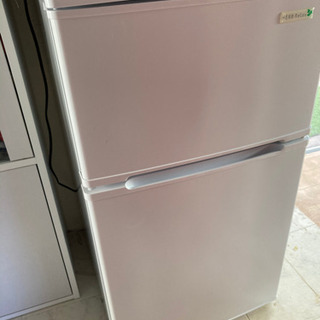 2018年式　ヤマダ　9L冷蔵庫