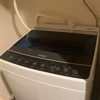 （配送無料）２０１９年式　4.5キロ洗濯機を売ります