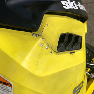 ski-doo summit x-t3 174 スノーモービル　札幌発