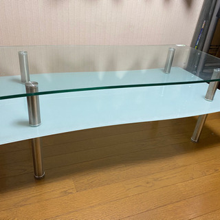 ‼大幅値下げ‼️️強化ガラスのローテーブル‼️