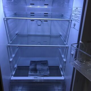 Hisense ハイセンス 2ドア ノンフロン冷凍冷蔵庫 227L（冷蔵174L、冷凍53L） HR-B2302 シルバー 2019年製 高年式