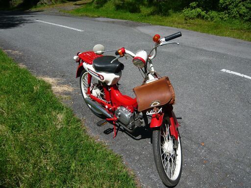 リトルホンダ　モペット　原動機付自転車　昭和レトロ　アンティーク　赤