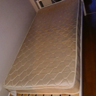 【ネット決済・配送可】シングルベッド　すのこパイプベッド　木製　パイプ