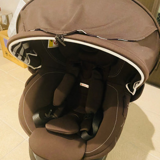 エールベベ　チャイルドシート