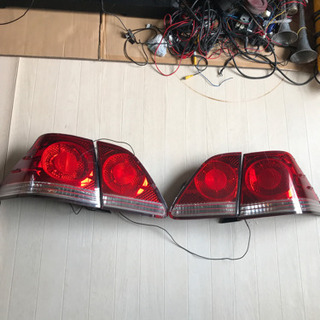 18クラウン アスリートテール4灯化 売ります