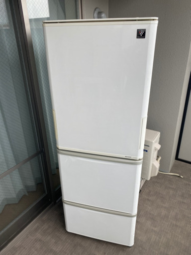 2013年製　SHARP大型冷蔵庫　人気の両開き