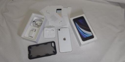 iPhone SE2 ホワイト SIMフリー 無線充電器セット