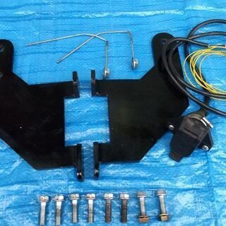 ノアCBA-AZR65G(4WD)ヒッチメンバー