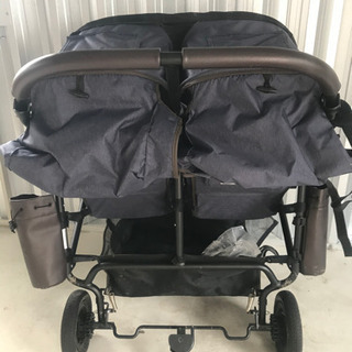 最終値引き！！エアバギー ココダブル サンシェード付き