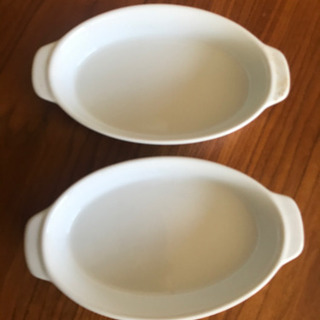 グラタン皿2枚