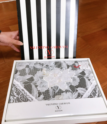 Valentino テーブルセンター　未開封