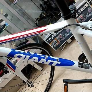 お値下げしました♪?GIANT CROSTAR 700cクロスバイク