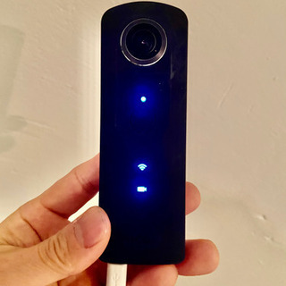 【美品 ほぼ未使用】360度撮影カメラ。RICOH THETA ...