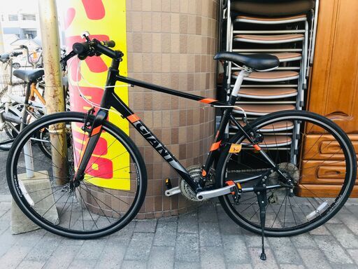 【リサイクルショップどりーむ荒田店】　420　11849N　クロスバイク　GIANT　CROSTRA　Mサイズ　　ブラック×オレンジ　ALUXX　27変速