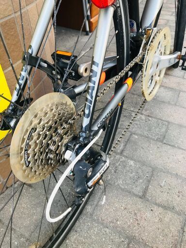 リサイクルショップどりーむ荒田店】 420 11849N クロスバイク GIANT