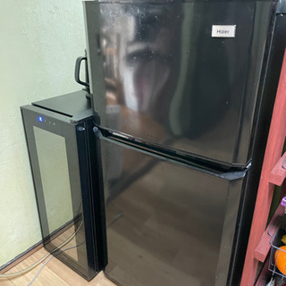 【ネット決済】おしゃれでクールな黒い冷蔵庫　