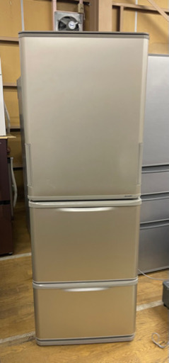 s0325-5 SHARP ノンフロン冷凍冷蔵庫　SJ-W352C-N 350L 両開き　2017年