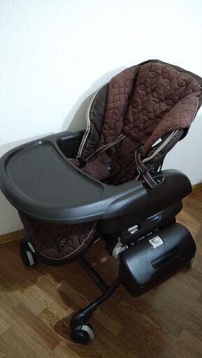 Combi　ネムリラAutoSwingおやすみだっこプラス