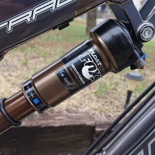 INTENSE TRACER 275 MadeinUSA これからのシーズンにどうぞ。THOMSON FOX