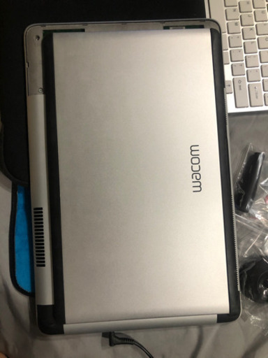 Wacom Cintiq companion i7 8g memory 500g ssd