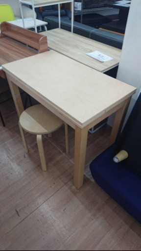 【IKEA】伸縮式テーブル ビュースター ダイニングテーブル自社配送時代引き可(現金、クレジット、スマホ決済対応)