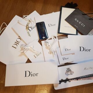 ブランド☆Dior ディオール非売品香水&扇子(未使用)と紙袋売ります