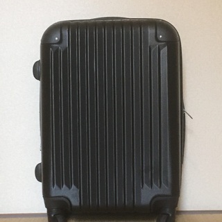スーツケース　TSAロック　容量アップ機能付き