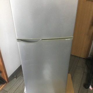 シャープ　冷凍冷蔵庫　3000円