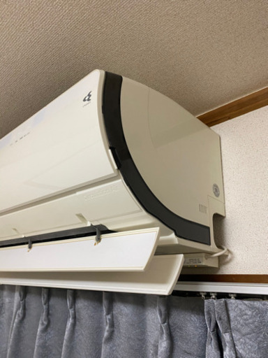 エアコン2基    DAIKIN･HITACHI