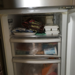 三菱冷凍冷蔵庫2008年256L