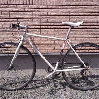 【ネット決済】(購入者決定）クロスバイク　白　700 -23C