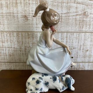 【愛品館江戸川店】リヤドロ　大事な電話　人形　オブジェ　置物　フィギュリン　問い合わせ番号112-037970-007 愛品館江戸川店】リヤドロ 大事な電話 人形 オブジェ 置物 フィギュ