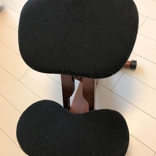 【ネット決済】姿勢が良くなる椅子