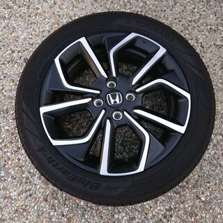 ホンダ フィット e:HEV GR3より取外し【16インチ タイヤ・ホイール4本】185/55R16 83V BluEarth A YOKOHAMA ４穴 3FTH1